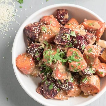 roasted beet and carrot salad with sesame seeds