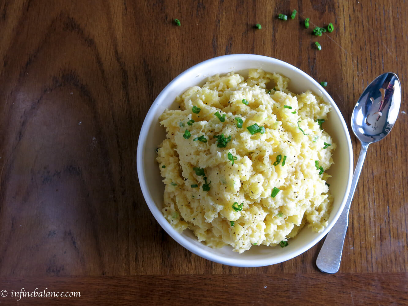 mashed rutabaga with nutmeg and chives