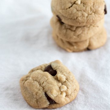 Peanut Butter Chocolate Chip Cookies | www.infinebalance.com #recipe