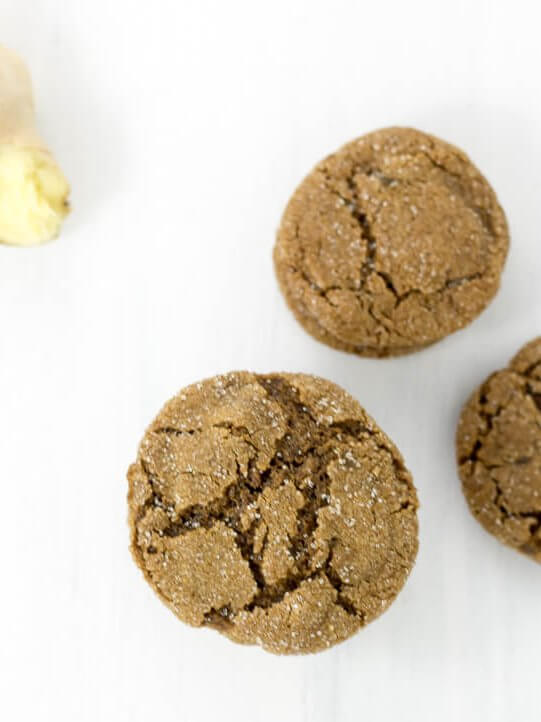 ginger molasses cookies with fresh ginger