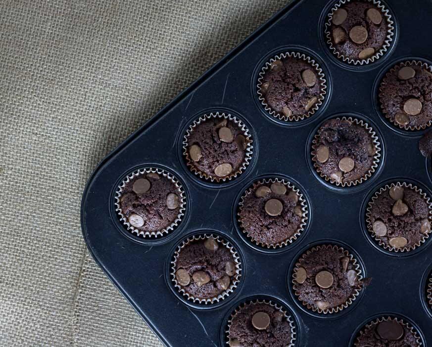 mini brownies baked in muffin tin