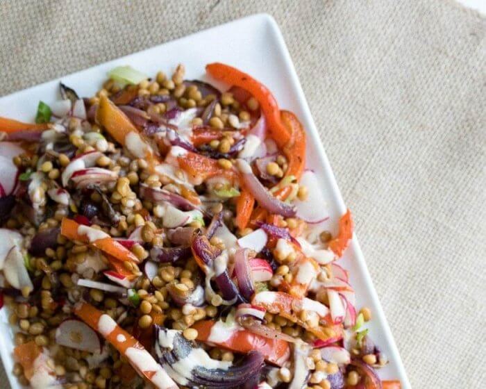 roasted peppers with lentils and tahini 