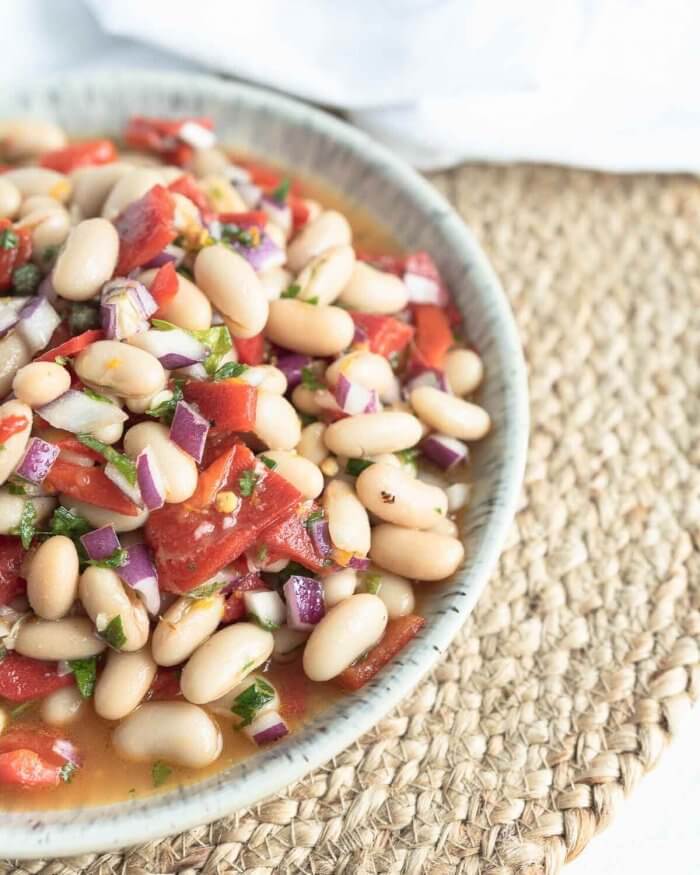 cannellini bean salad with roasted red peppers